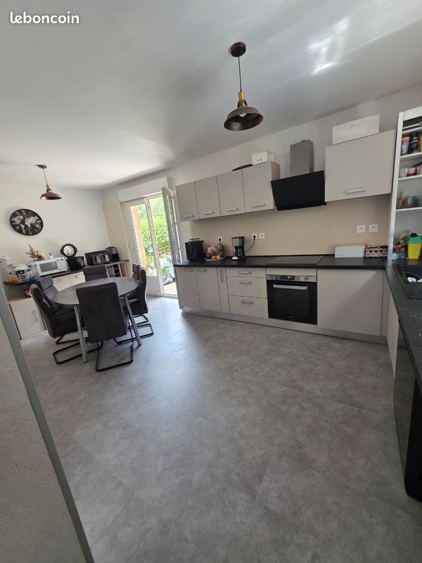 Maison 6 pièces 122 m² · à Sedan · 122 m² · 235 000 €