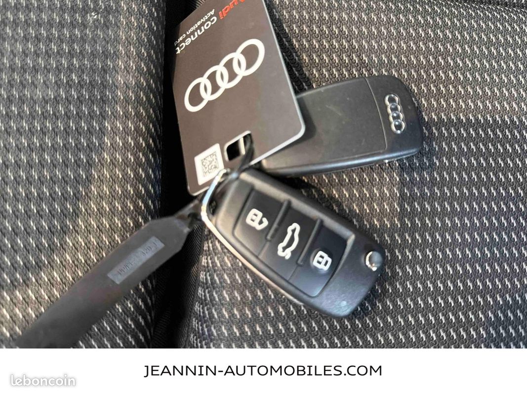 AUDI Q3 35 TFSI 150 ch S tronic 7 S line (image 28)