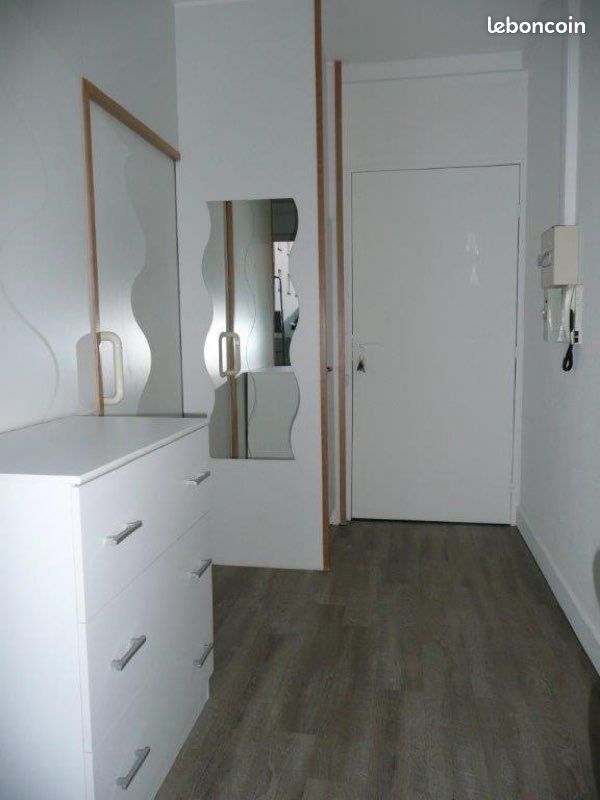 Appartement 1 pièce 19 m² · à Clermont-Ferrand · 19 m² · 450 €