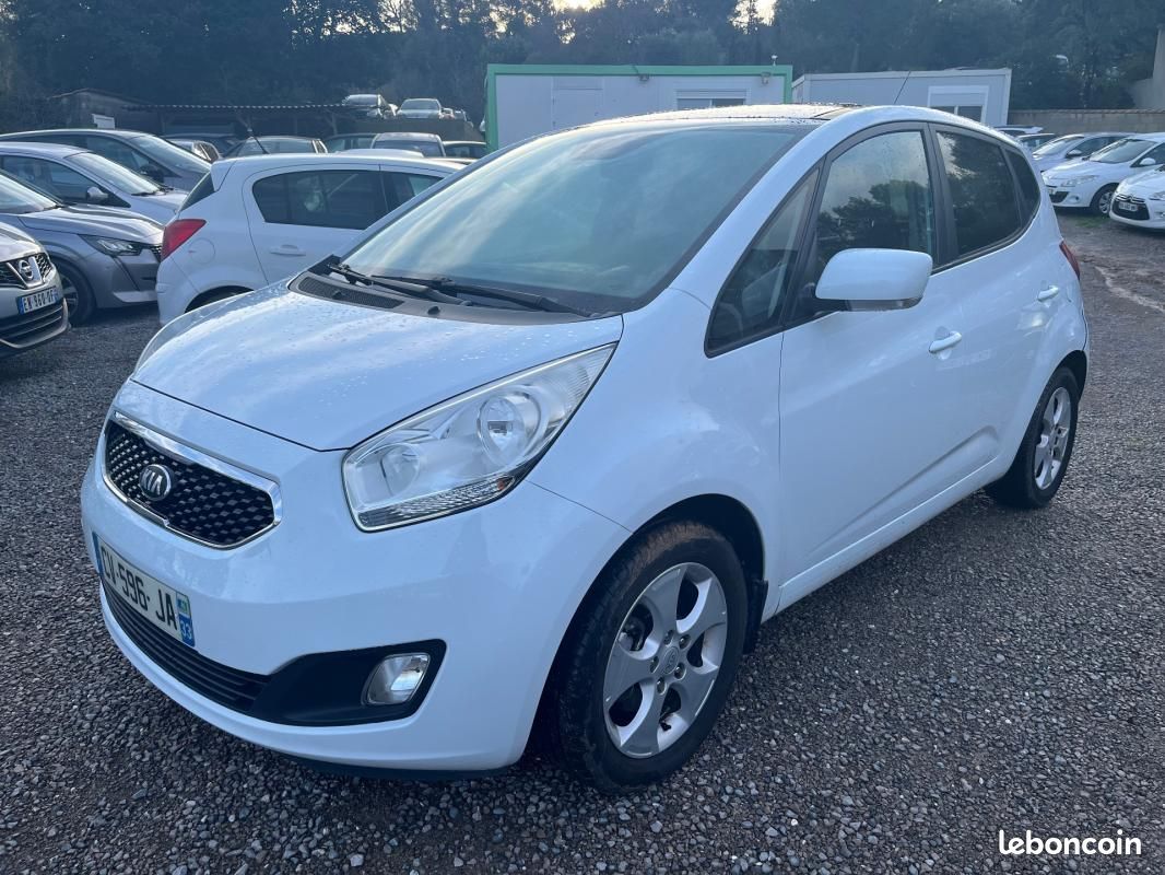 Kia Venga 1.6 CRDi 115 ch Premium (image 3)