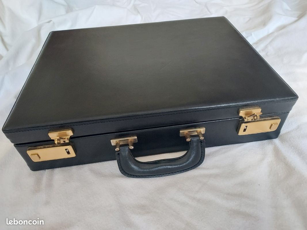 Mallette de bureau (image 1)