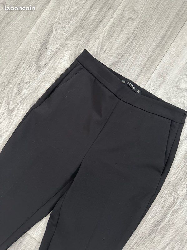 Pantalon Noir Zara Taille Haute - Taille XS, Occasion En Très Bon état
