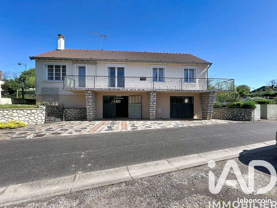 Maison 4 pièces 90 m² · à Saint-Germain-des-Prés · 90 m² · 138 000 €