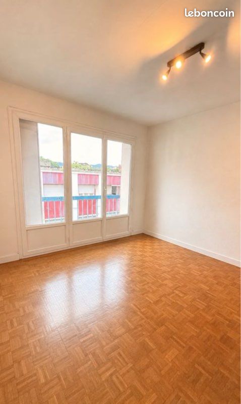 Appartement 2 pièces 38 m² · à Saint-Étienne · 38 m² · 410 €