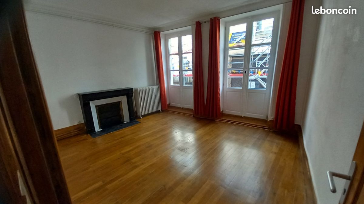 Appartement 5 pièces 88 m² · à Nevers · 88 m² · 800 €