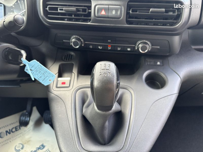 Citroen BERLINGO VAN M 650KG BLUEHDI 100 S&S DRIVER BVM5 (image 16)