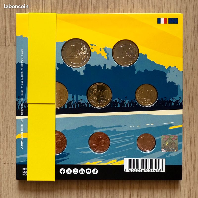 Bloc de 2 timbres français sur les 50 ans de l'arrivée du Tour de France sur les Champs Elysées. Neuf - Collection