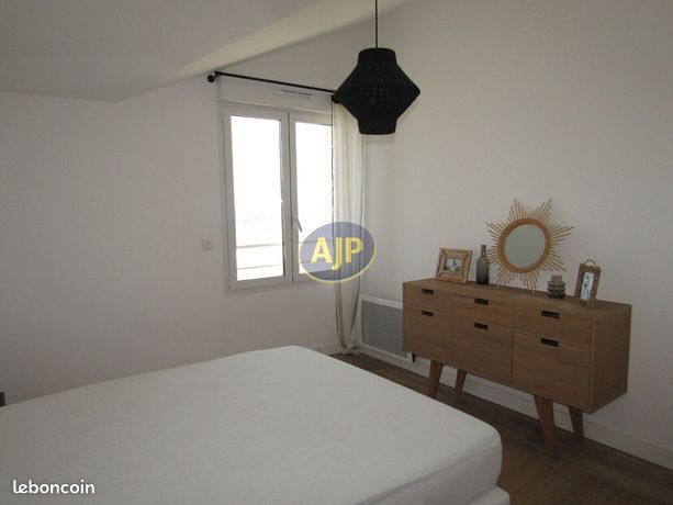 https://img.leboncoin.fr/api/v1/lbcpb1/images/71/b2/ca/71b2ca21f720e13b008d28ca3a46a1f8d7cdecfc.jpg?rule=ad-image