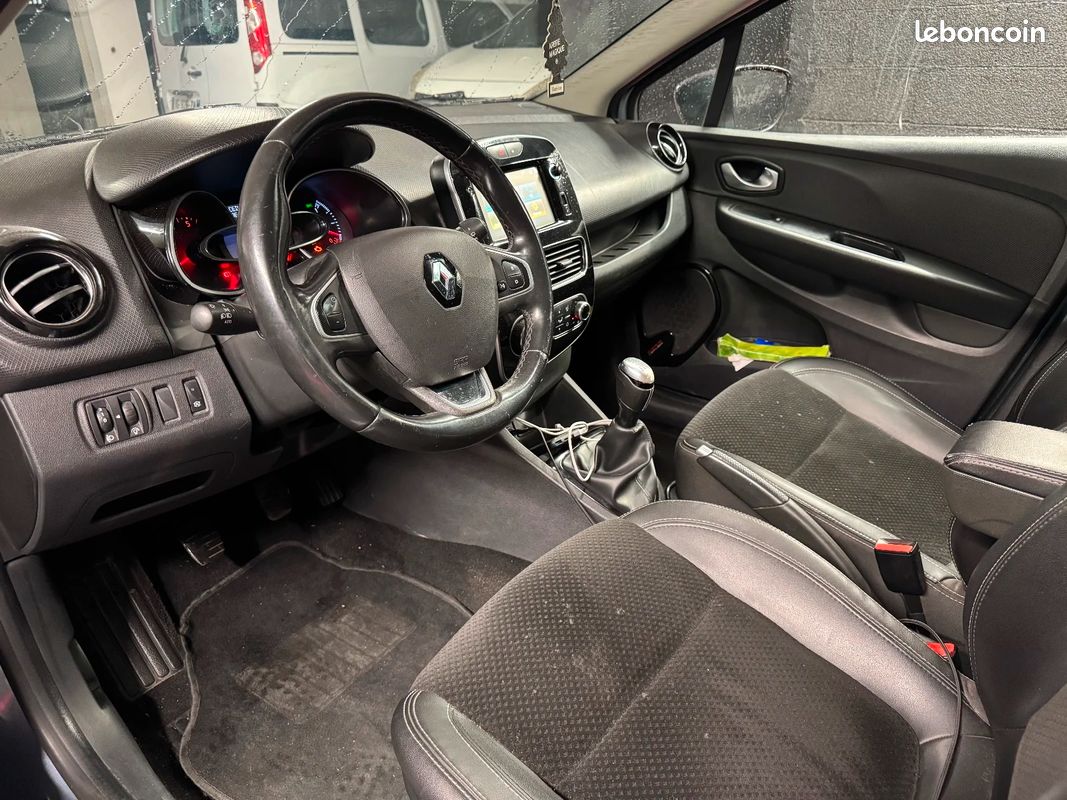 RENAULT CLIO IV dCi 90 Intens | TOIT PANORAMIQUE | CAMERA DE RECUL 10180 (image 10)