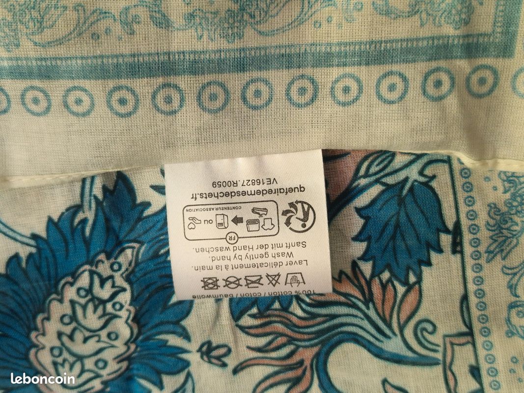 Superbe foulard Rolex réversible neuf (Neu und originalverpackt) in