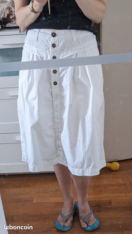 Jupe mi-longue blanche en coton de Caroll Vêtements