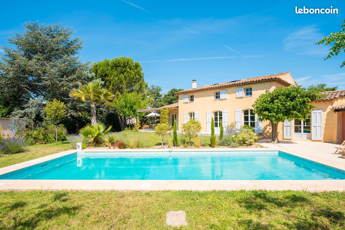 Maison 11 pièces 320 m² · à Aix-en-Provence · 320 m² · 2 260 000 €