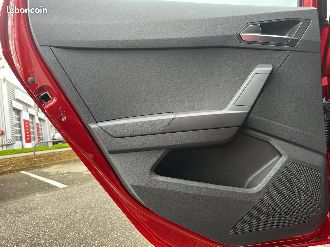 Seat Arona 1.0 TSI 95 ch Start/Stop BVM5 FR (image 13)