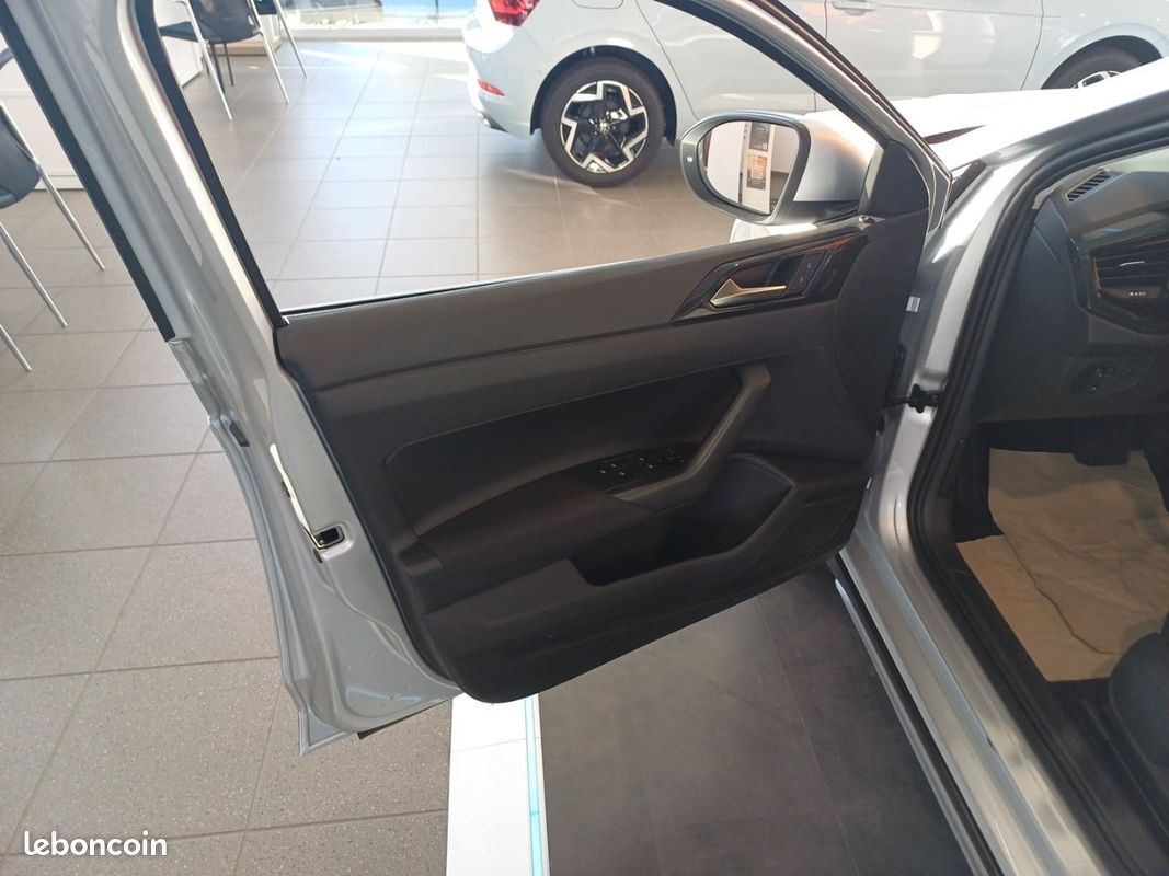 VOLKSWAGEN Taigo 1.0 TSI 116 DSG7 VW Edition (image 26)