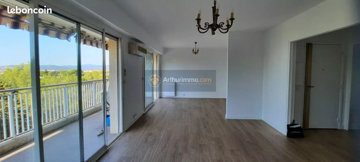 Appartement 3 pièces 73 m² · à Saint-Raphaël · 73 m² · 1 201 €/mois