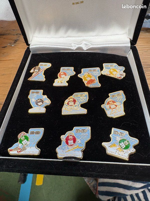 Pin's Jeux Olympiques D'Hiver 1992 M&Ms - Collection Sport Vintage