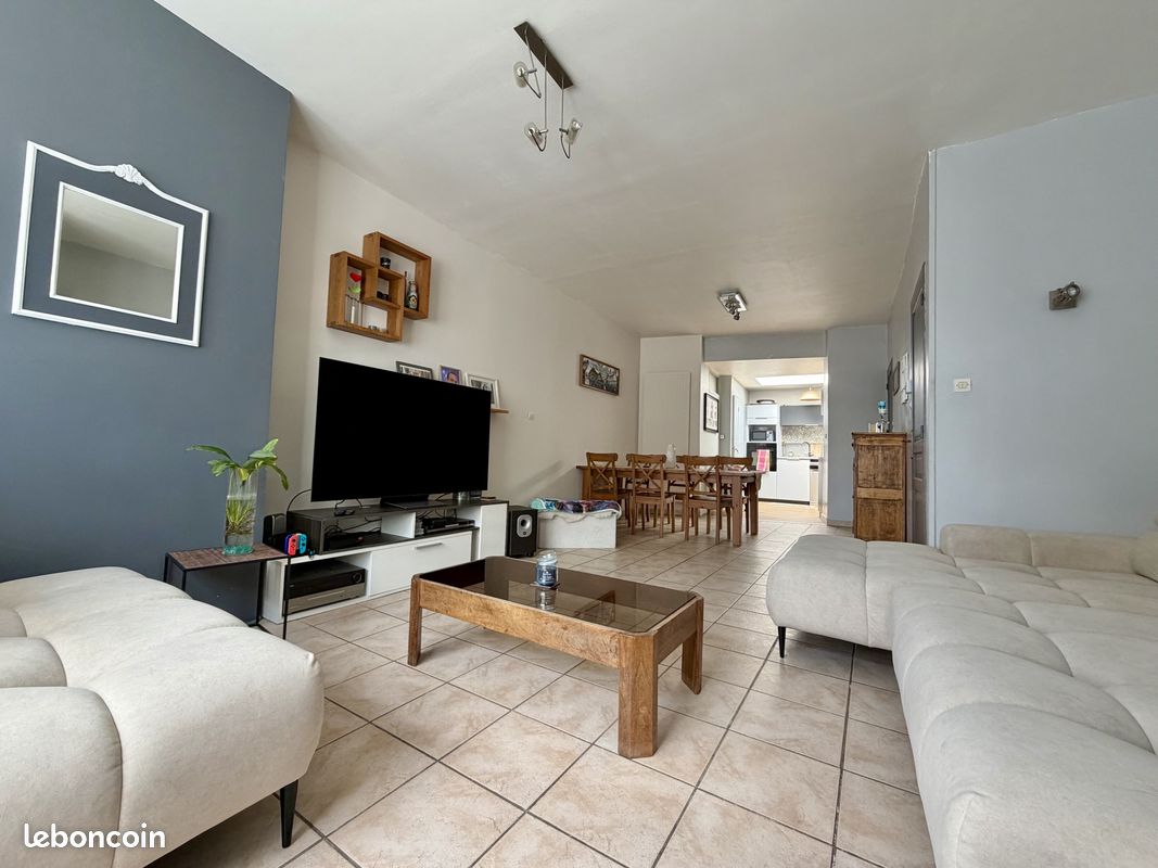 Maison 7 pièces 148 m² · à La Madeleine · 148 m² · 378 000 €