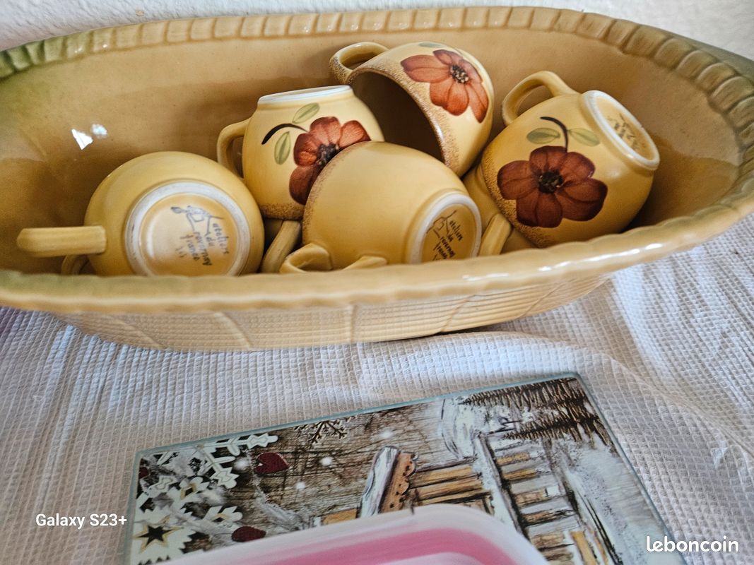 Ensemble vaisselles assiettes tasses (image 6)