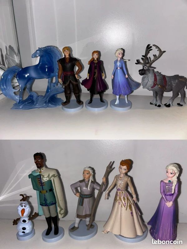 Lot de 10 figurines Disney la reine des neiges 1 et 2 comme neuf (image 1)