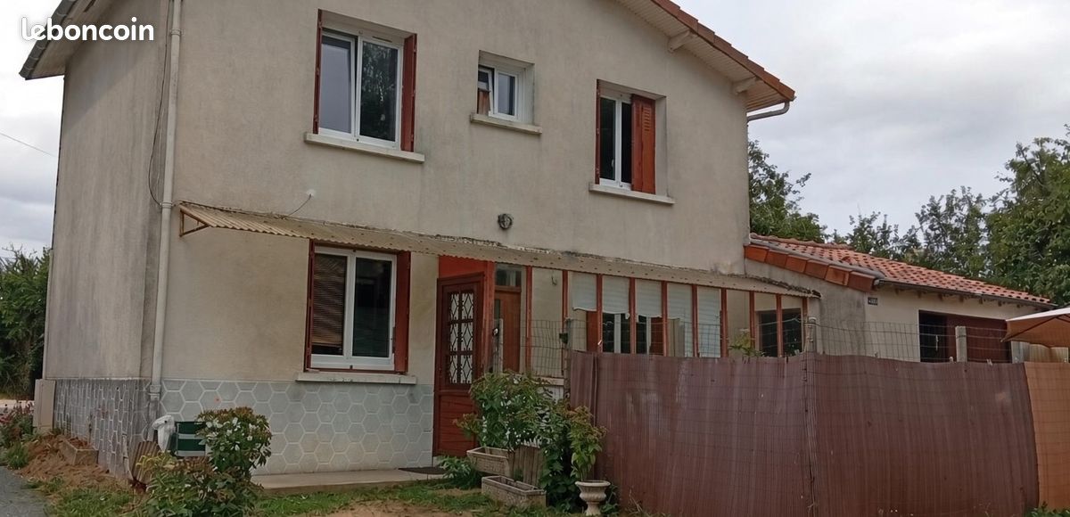 Maison 3 pièces 60 m² · à Saint-Saud-Lacoussière · 60 m² · 66 000 €