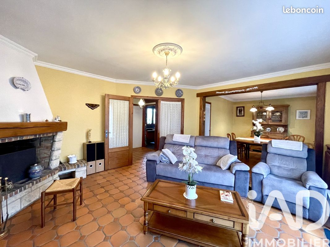Maison 7 pièces 180 m² · à Vaujours · 180 m² · 349 000 €
