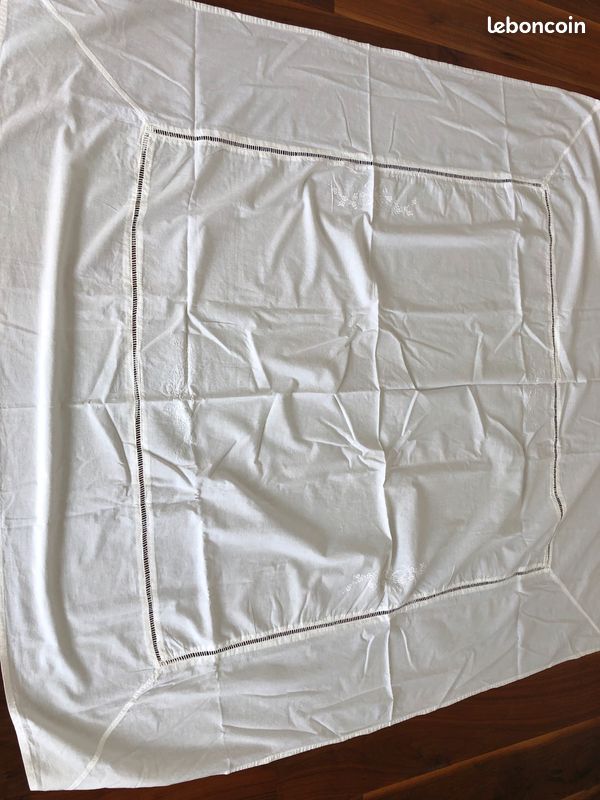 Nappe ancienne en coton blanc ajourée (image 1)