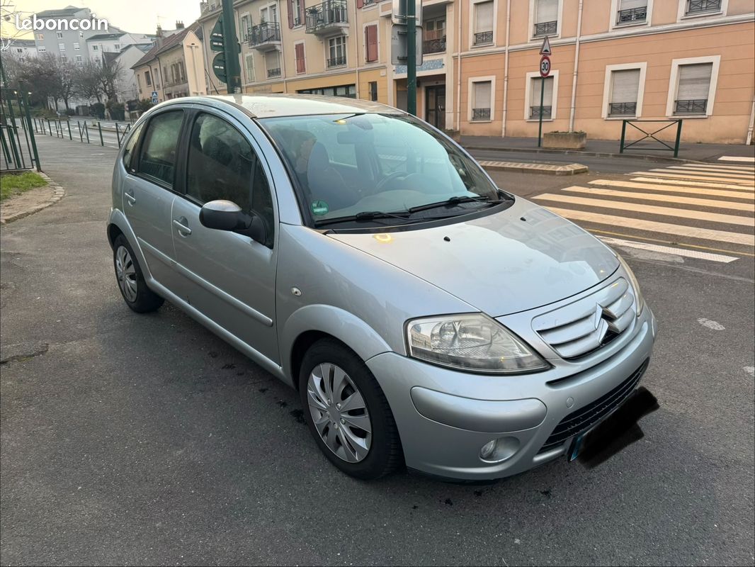 Citroen c3 1.6 16v 110 cv exclusive sensodrive 1ere main garantie (image 2)