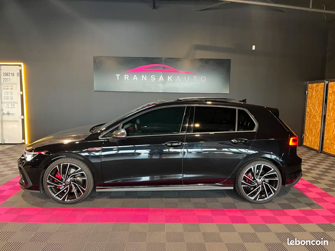 VOLKSWAGEN GOLF 8 GTI 2.0 TSI 245 CH - Pack CUIR / TOIT PANO / SUIVI VW (image 2)