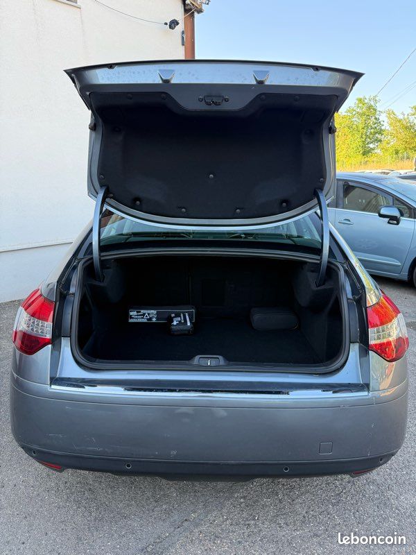 Citroen C5 2,0 HDI 163ch Exclusive / Automatique / 2011 (image 9)