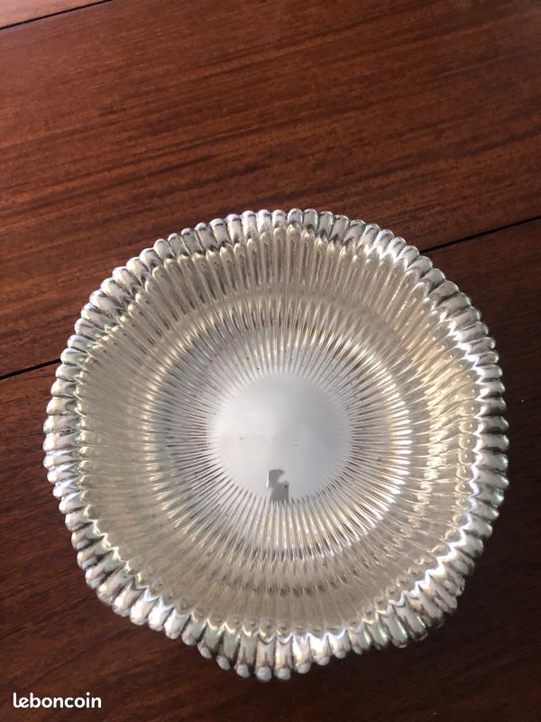 Coupe a gaudrons argent massif 400 grammes (image 1)