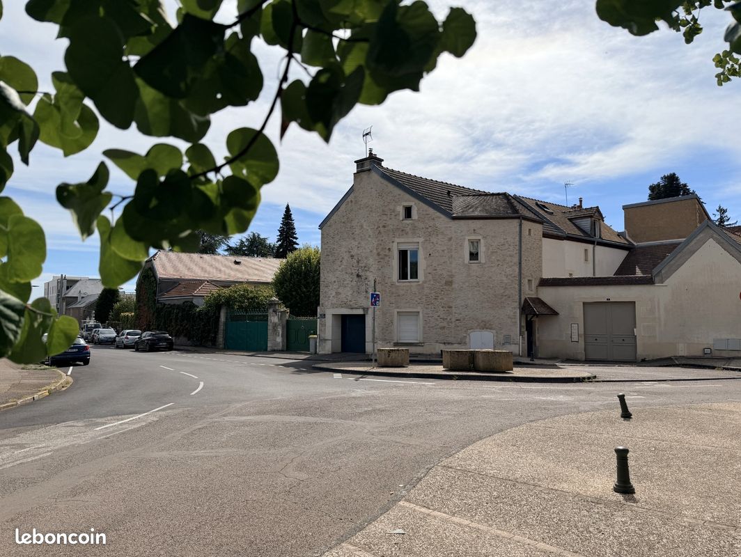 Maison 6 pièces 145 m² · à Chenôve · 145 m² · 248 000 €