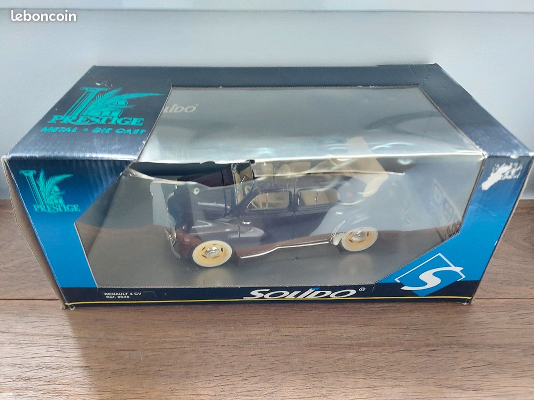 Renault 4CV L'Alsacienne 1954 Solido 1/18 – état neuf en boîte - Collection