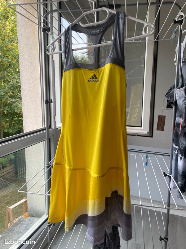 Robe neuve tennis Maria Sharapova (image 6)