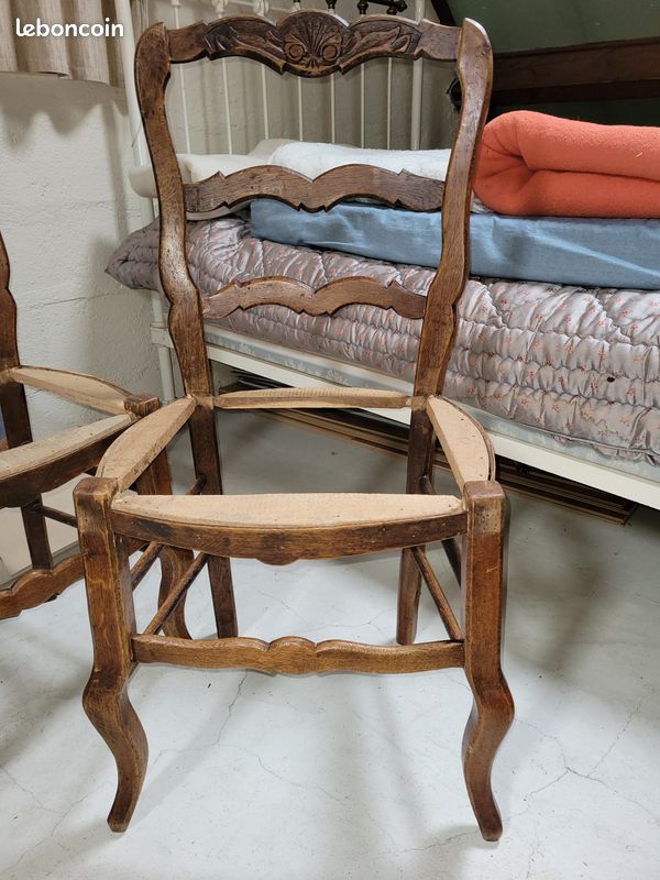 Lot de 4 chaises en bois (image 1)