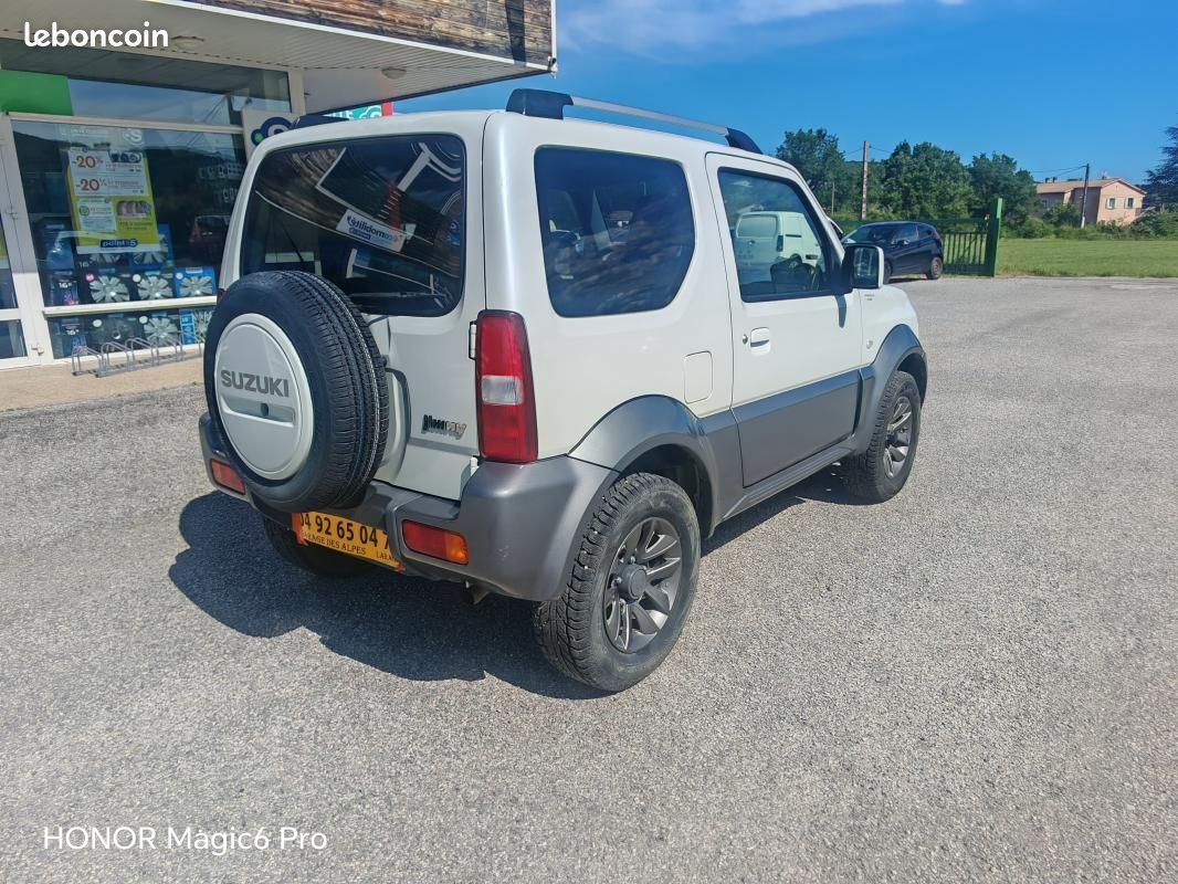 Suzuki Jimny 1.3 VVT 85CH JLX AUTO (image 6)