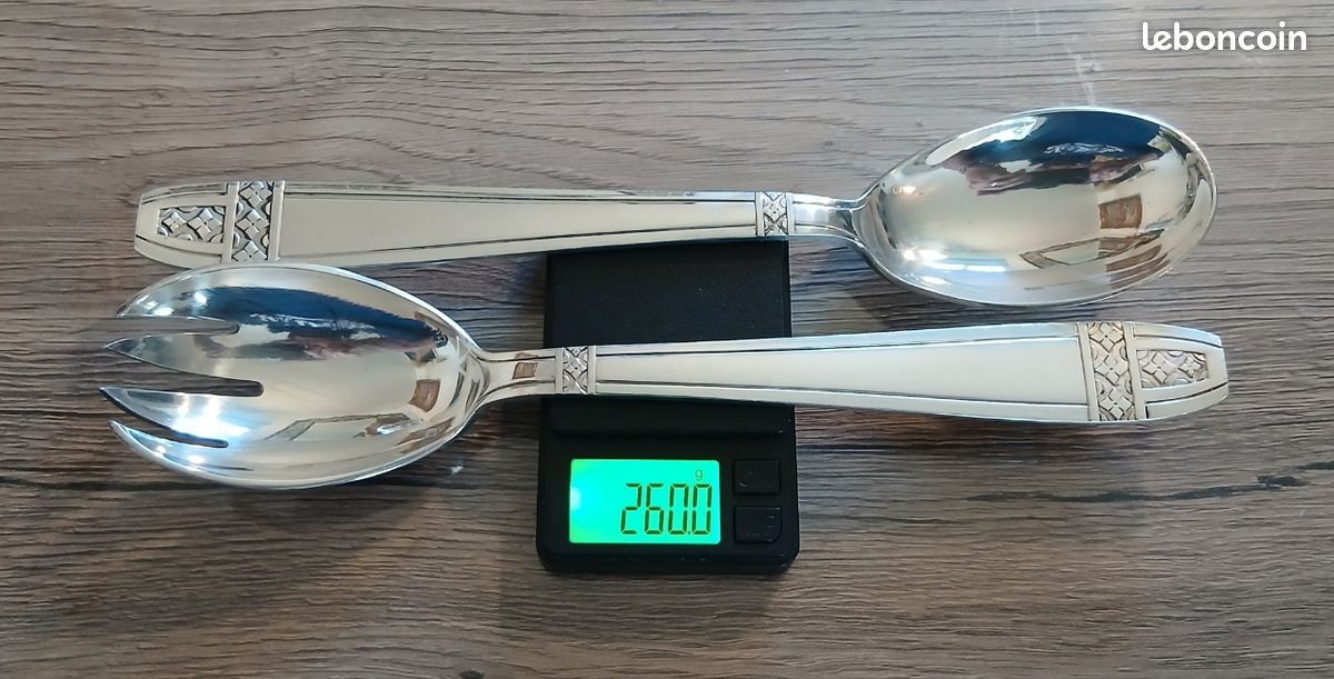 Fourchette et cuillère à salade en métal argenté antique avec
