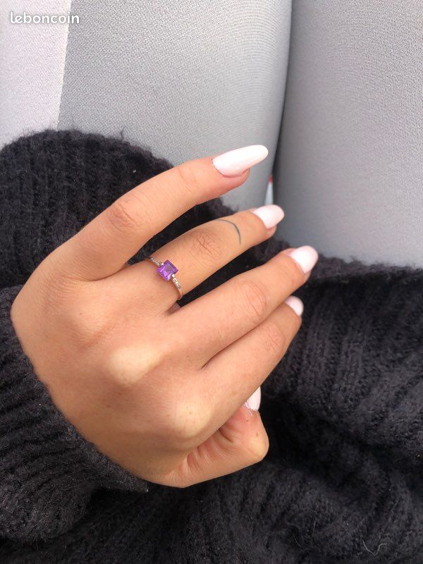Bague Or blanc Amethyst et Diamant (image 1)