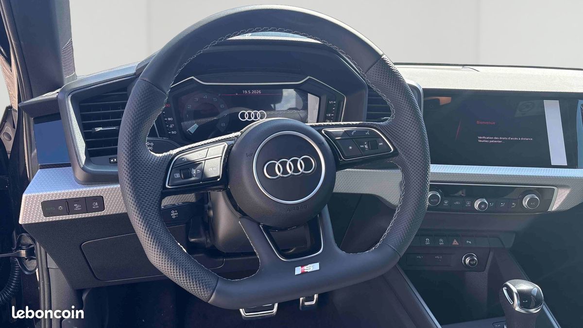 AUDI A1 Sportback 30 TFSI 116 ch S tronic 7 S Line (image 10)