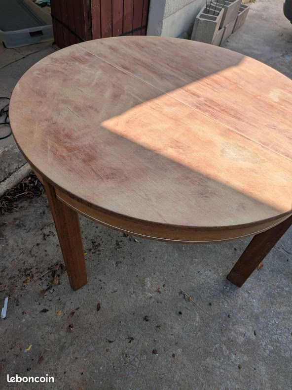 Table en bois plateau à restaurer. URGENT (image 1)