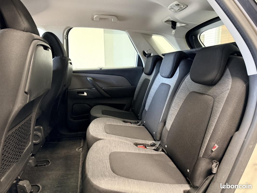Citroën C4 Picasso 1.6 BlueHDi 120ch Feel S&S (image 13)