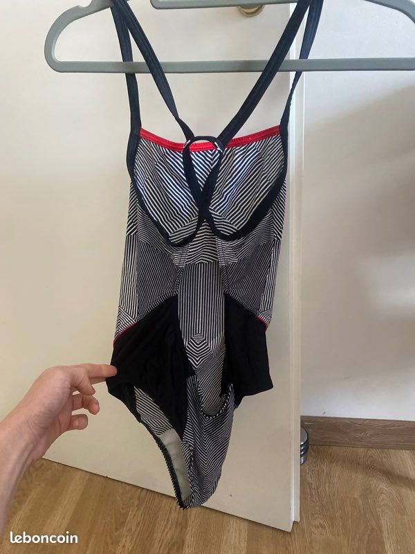 Maillot de bain femme une pièce (image 2)