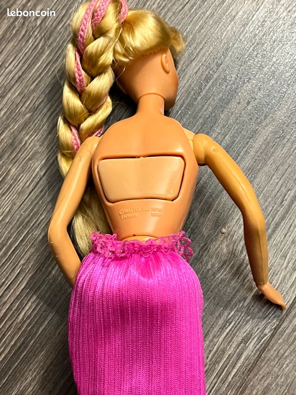 Très Belle Poupée Barbie de Collection “Barbie Beauty Secret Superstar ”, Mattel, Vintage, Ancienne (1979) en Excellent Etat (image 2)