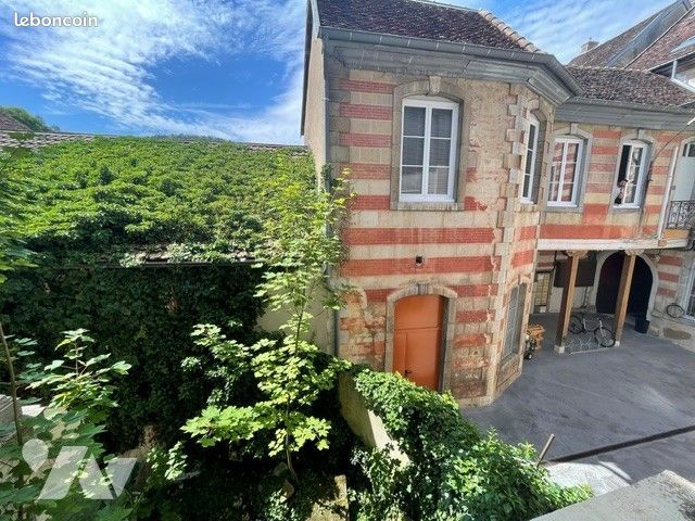 Appartement 2 pièces 45 m² · à Poligny · 45 m² · 83 000 €