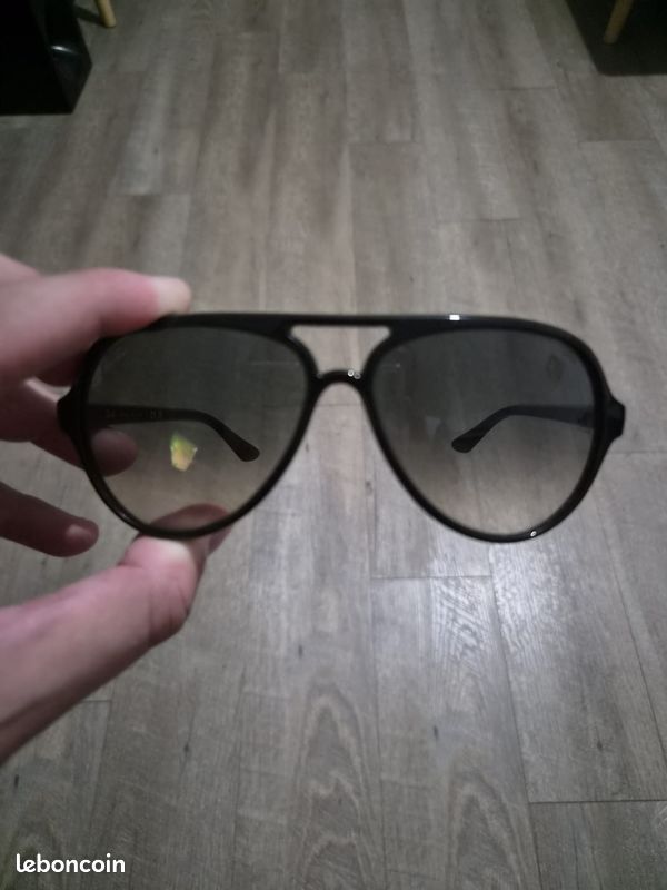 Lunettes de soleil Ray-Ban RB4125 Cats 5000 – Femme – Excellent état (image 1)
