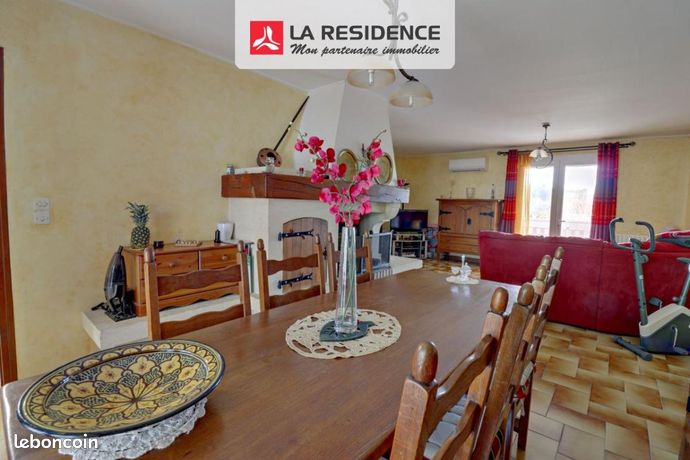 Maison 7 pièces 146 m²