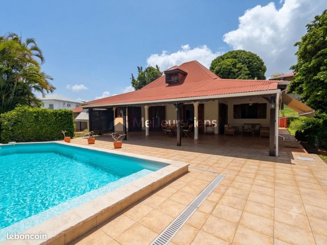 Maison 4 pièces 150 m² · à Baie-Mahault · 150 m² · 568 000 €