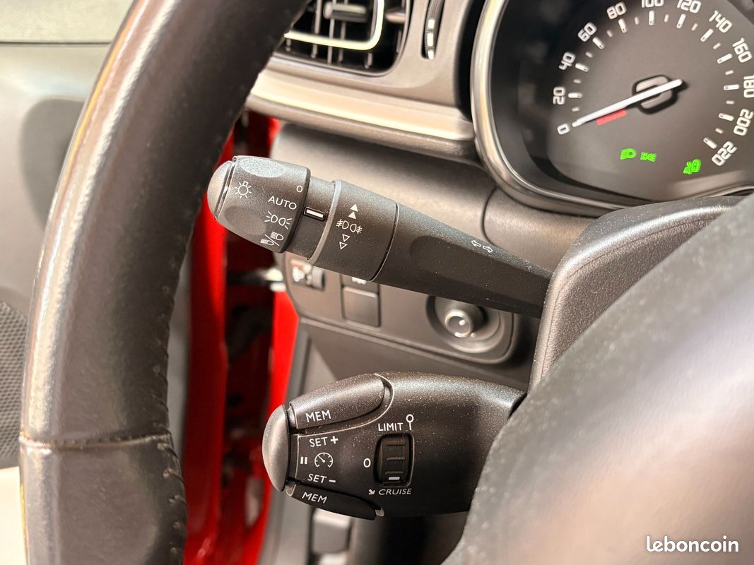 CITROEN C3 GENERATION-III 1.2 PURETECH 80 SHINE START-STOP - DISTRIBUTION À JOUR - CAMÉRA DE RECUL - CARPLAy (image 27)