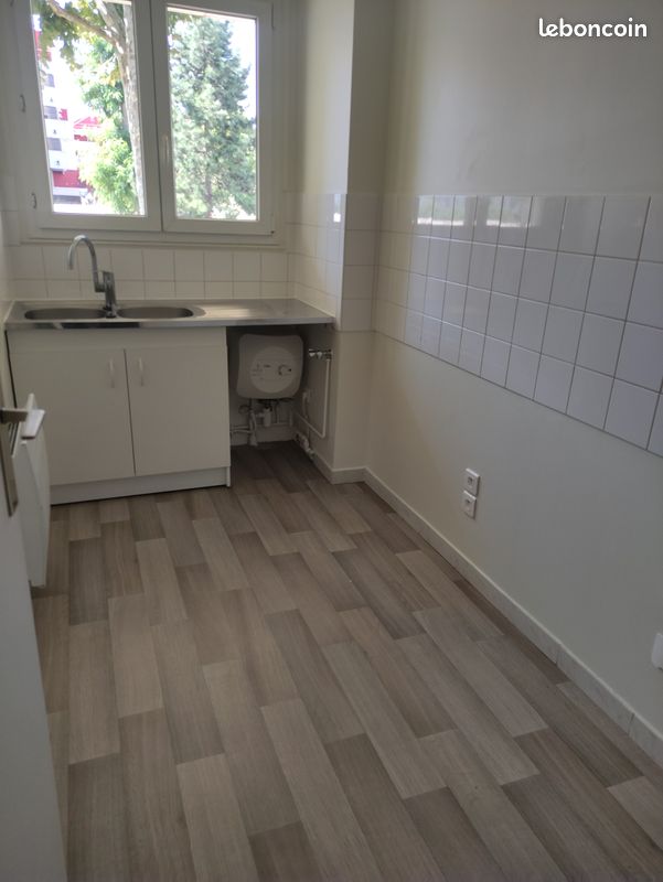 Appartement a louer saint-denis - 2 pièce(s) - 40 m2 - Surfyn