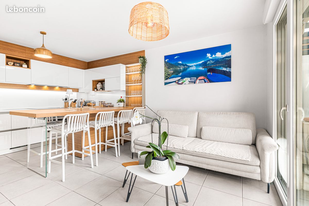 Parking 62 m² · à Menton · 62 m² · 390 000 €