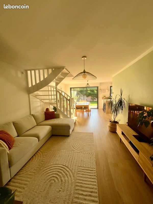Maison 5 pièces 98 m² · à Wambrechies · 98 m² · 405 000 €